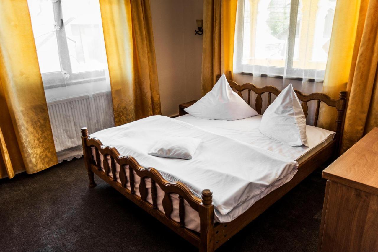 Casa Comfort Câmpulung Moldovenesc Eksteriør bilde