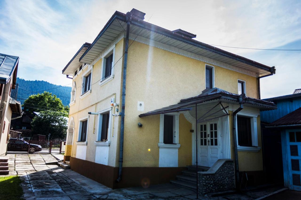 Casa Comfort Câmpulung Moldovenesc Eksteriør bilde